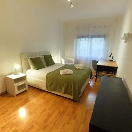 Sintra, Modern 3 Bedroom In Sao Marcos Holiday home *