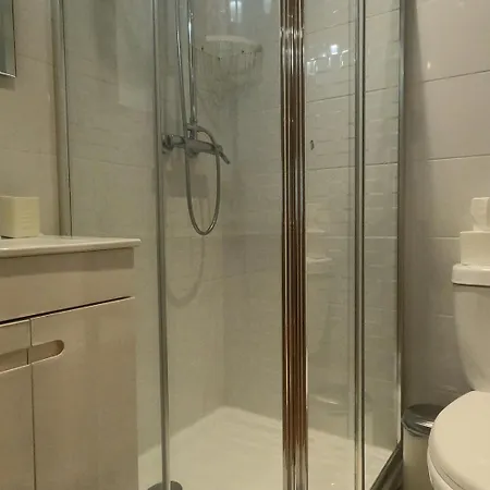 Sintra, Modern 3 Bedroom In Sao Marcos Cacem